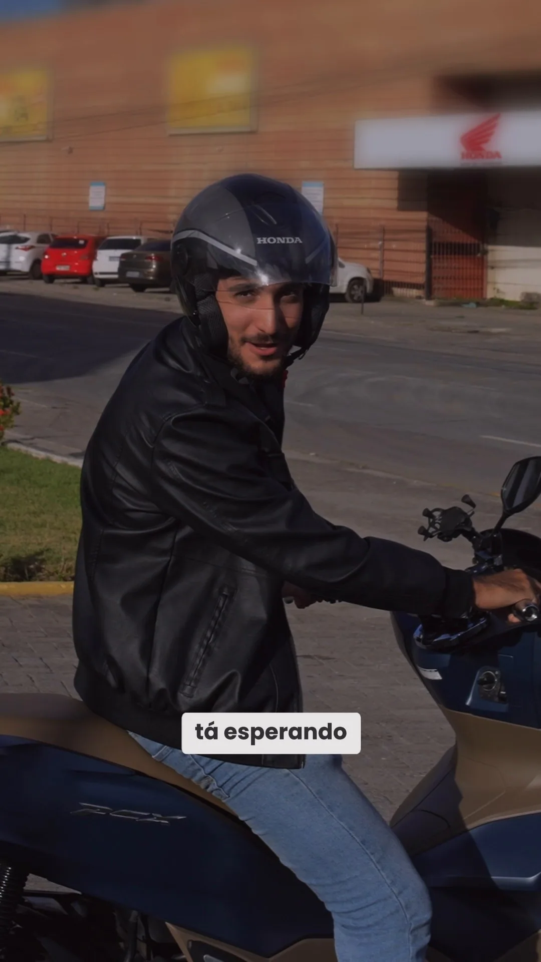 PCX Play — frame 6