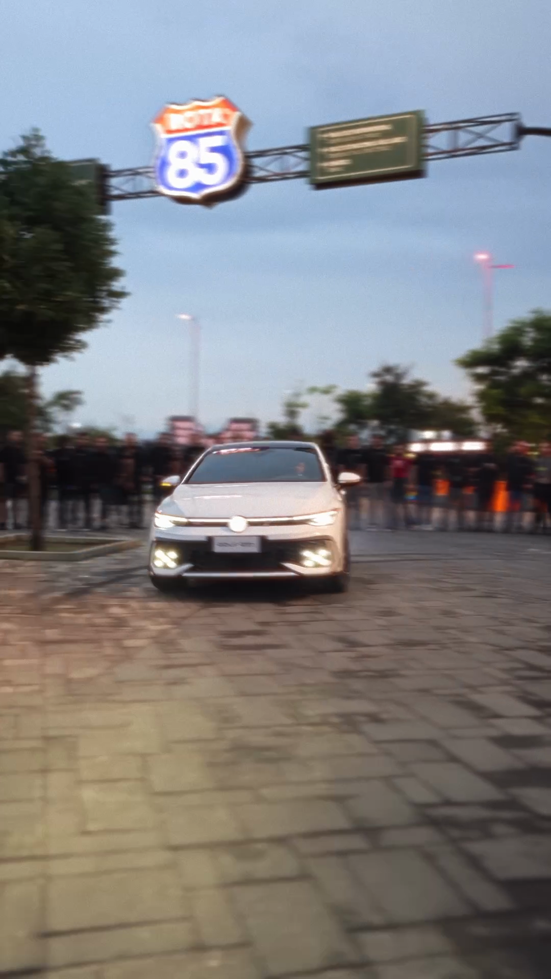 Golf GTI: Drift na Rota 85 — frame 02