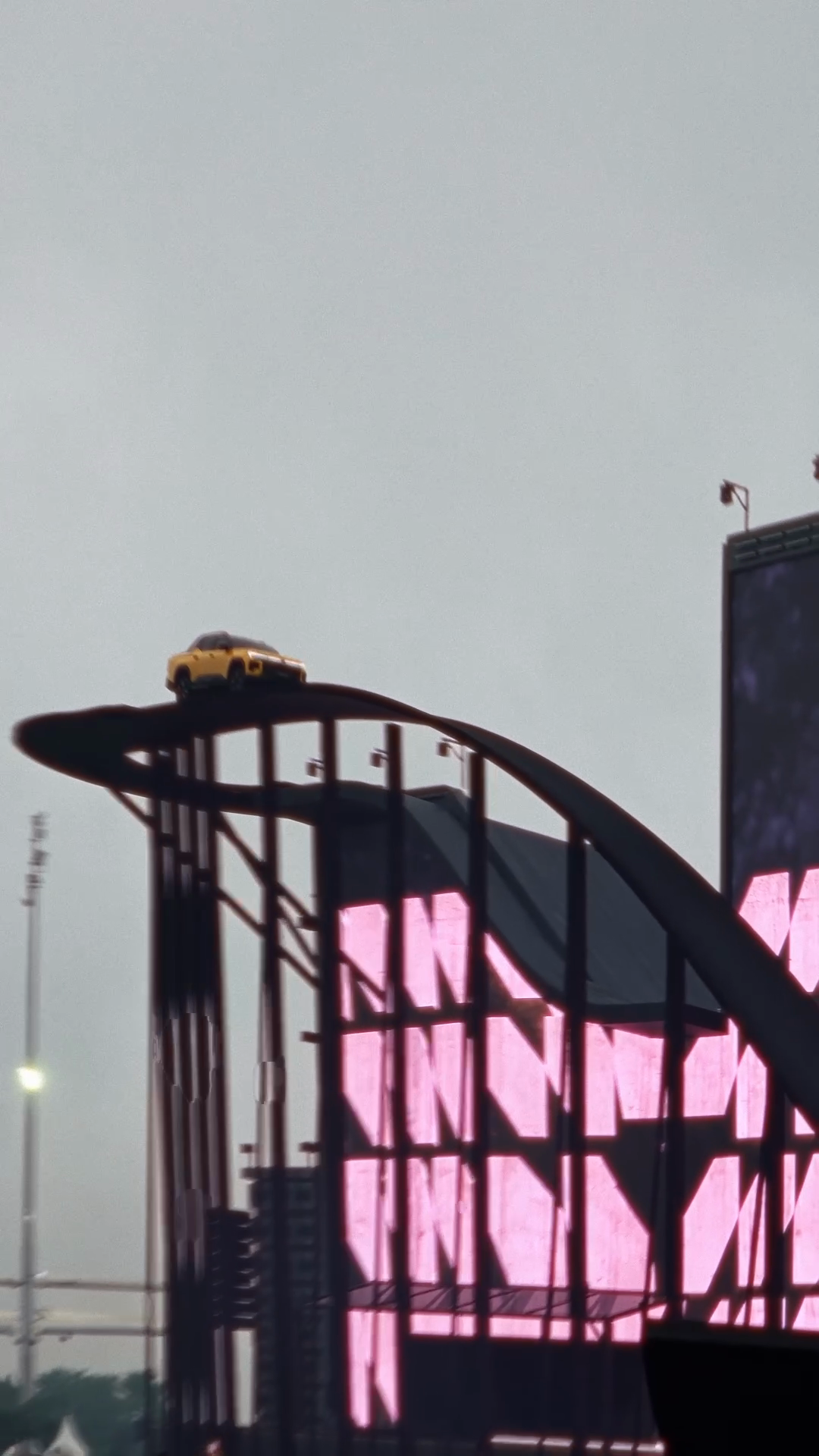 Tukan: Salto no Rock in Rio — frame 02